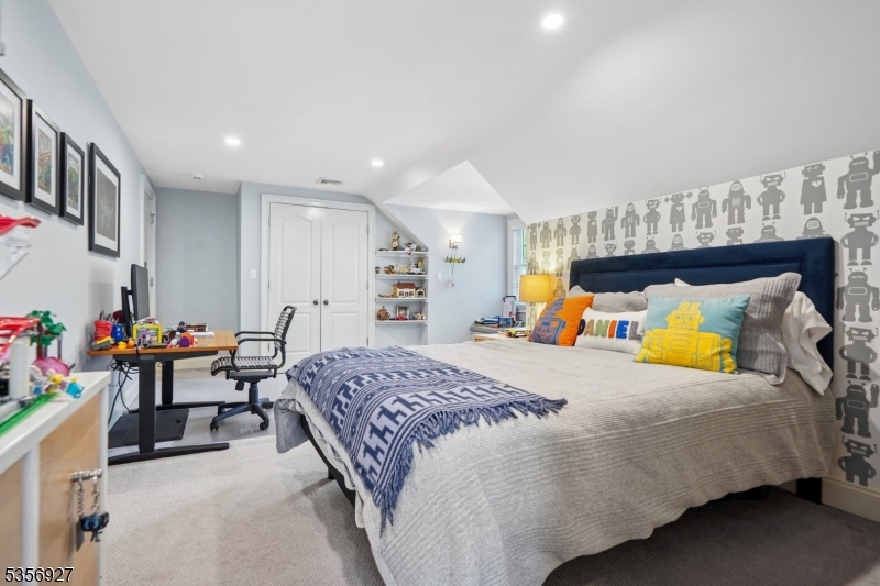 DEERFIELD - Residential