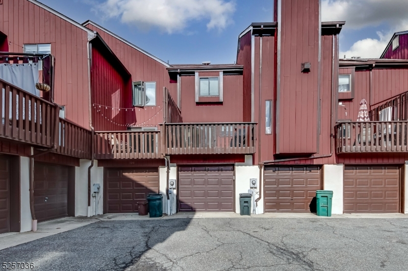 Hastings Square - Residential