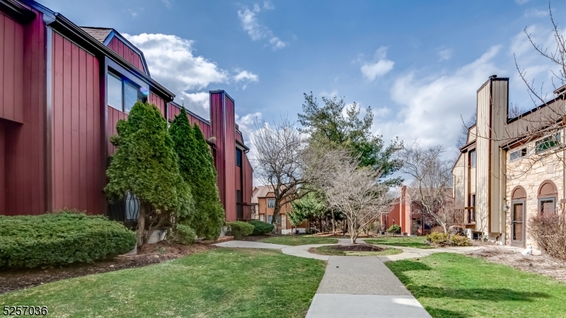 Hastings Square - Residential