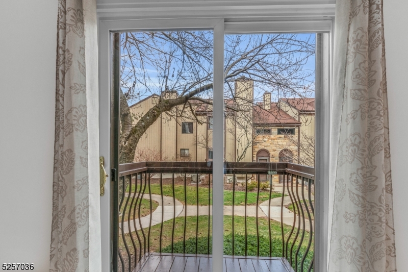 Hastings Square - Residential