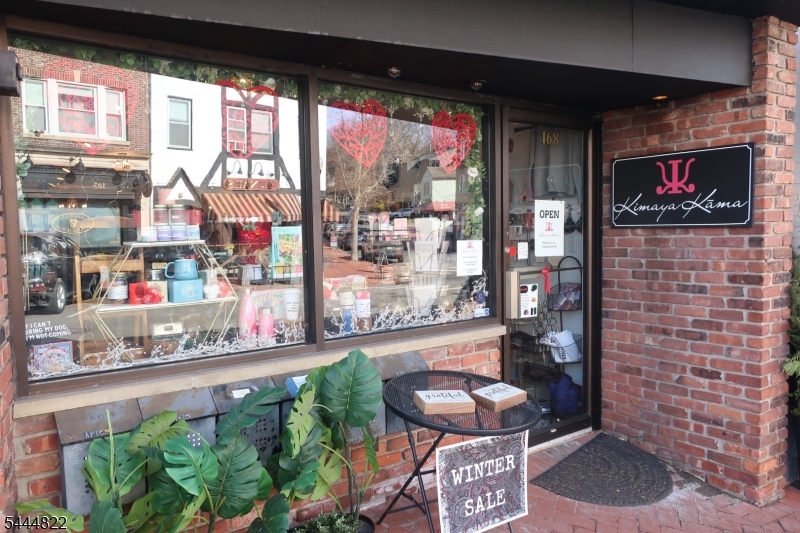 Photo 1 of 5 — 168 Maplewood Ave, Maplewood Twp., NJ 07040