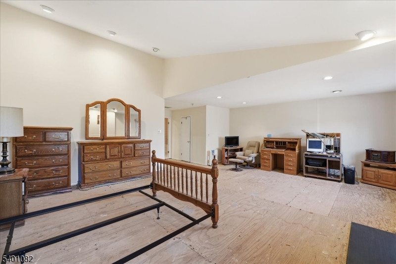 Castle Ridge - Residential