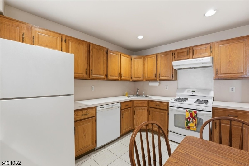 Castle Ridge - Residential