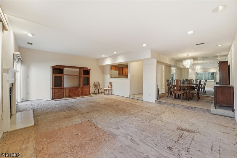 Castle Ridge - Residential