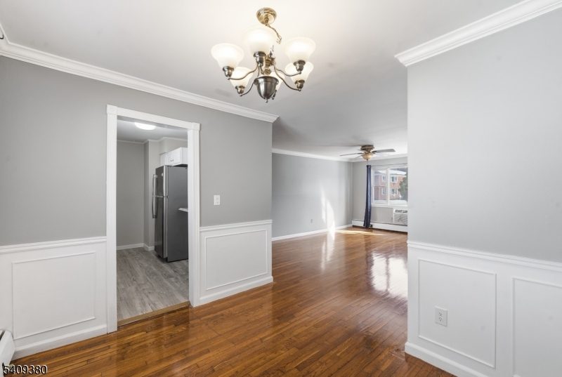 Crestmont Gardens - Residential