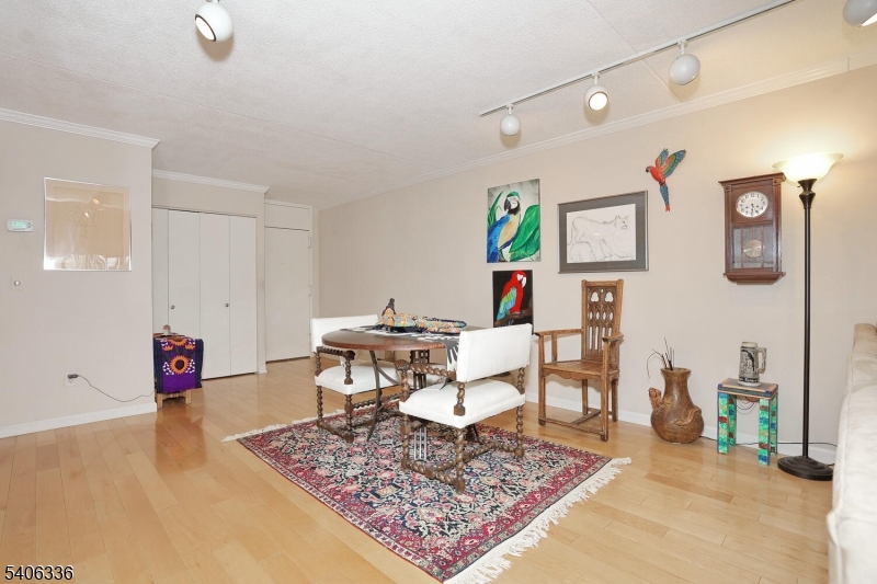 Holiday Farms - Residential