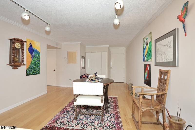 Holiday Farms - Residential