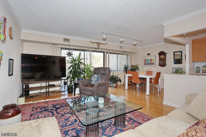 Holiday Farms - Residential