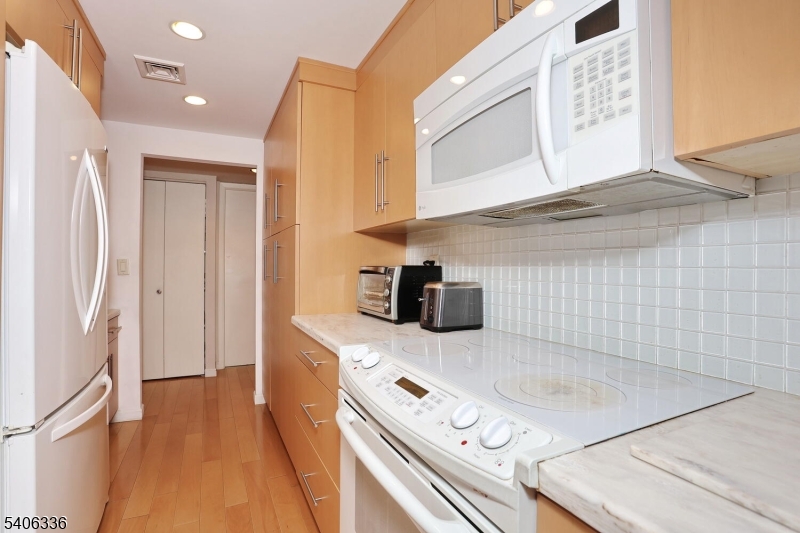 Holiday Farms - Residential