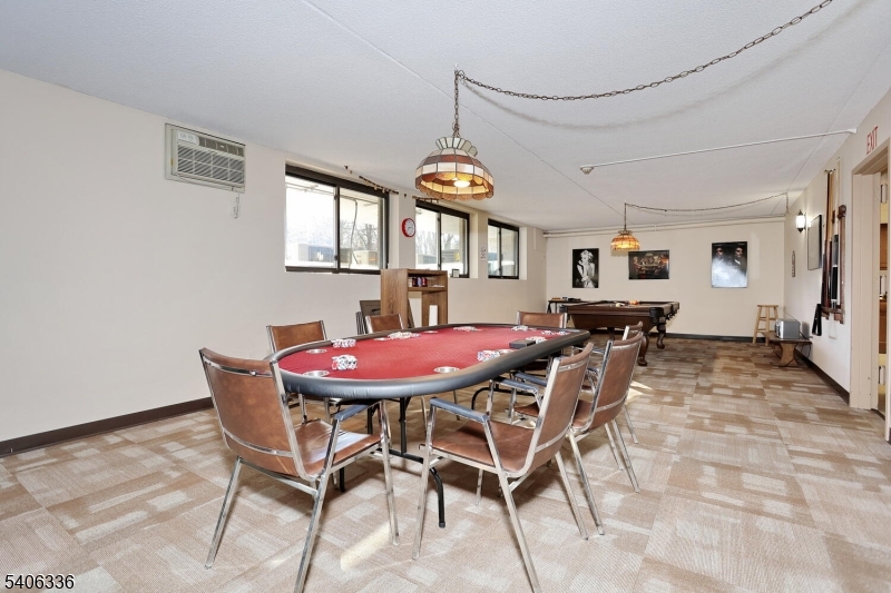 Holiday Farms - Residential