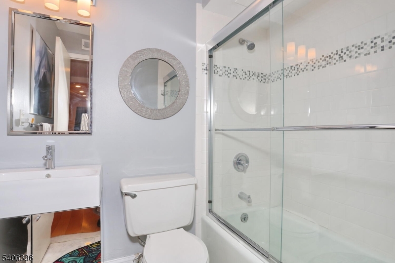 Holiday Farms - Residential