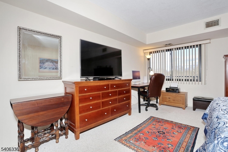 Holiday Farms - Residential