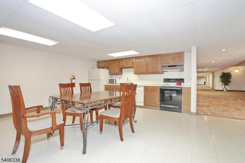 Holiday Farms - Residential