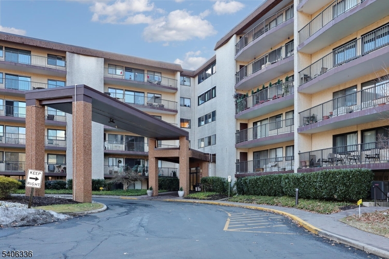 Holiday Farms - Residential