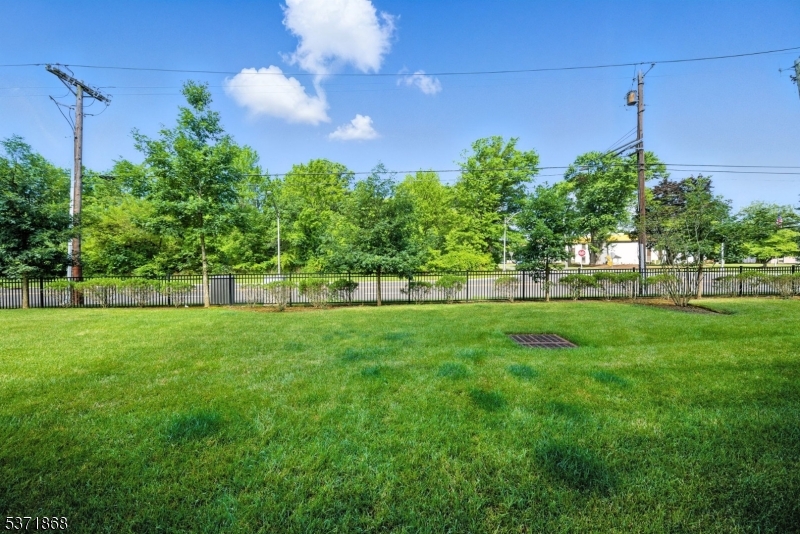 Brownstones at Fairifeld - Residential