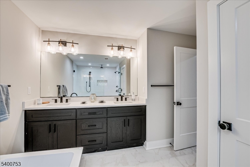 Riverside - Residential