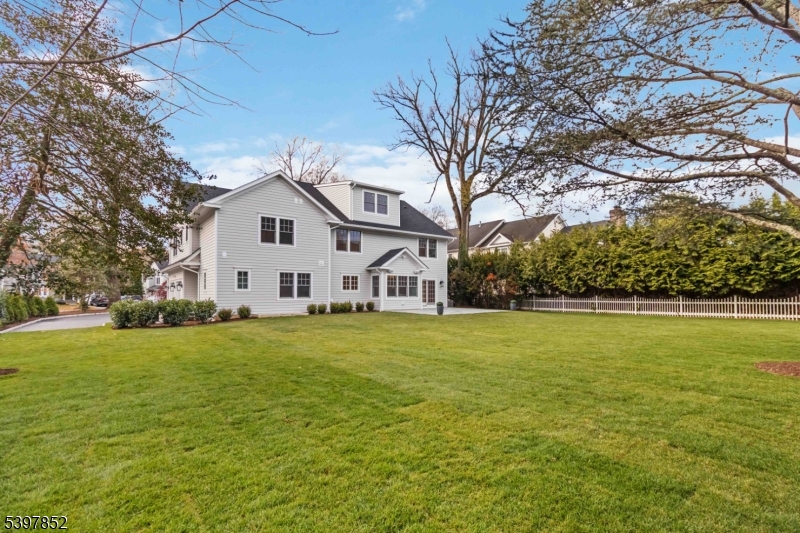 Upper Washington - Residential