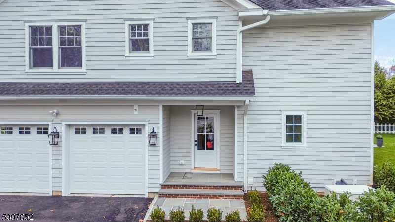 Upper Washington - Residential