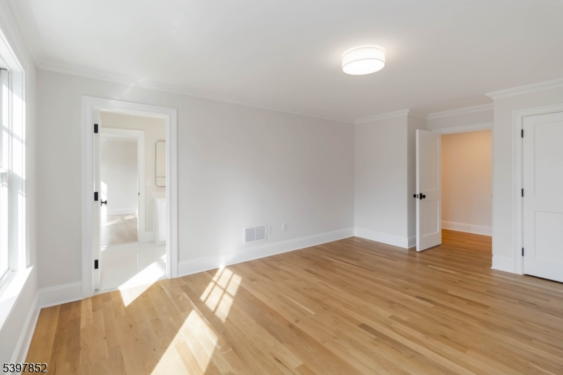 Upper Washington - Residential