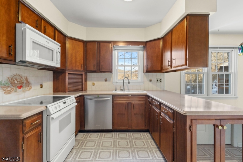 Panther Valley - Residential