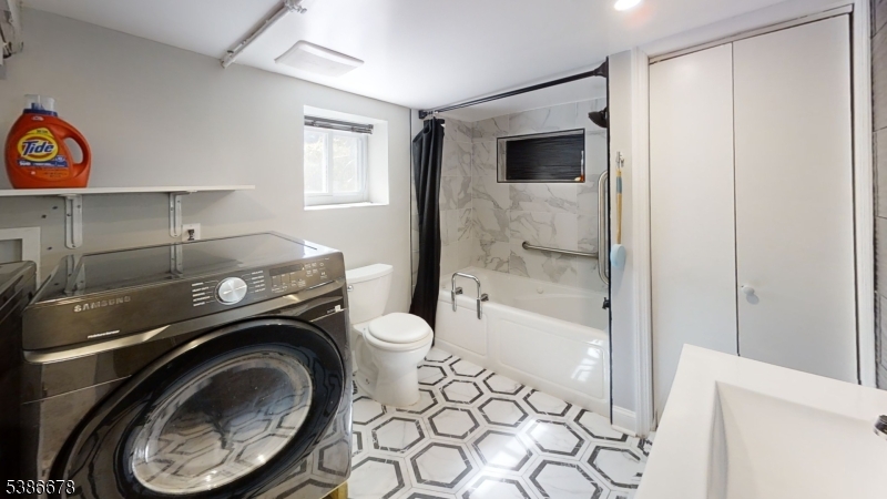 Centenial / Lincoln - Residential