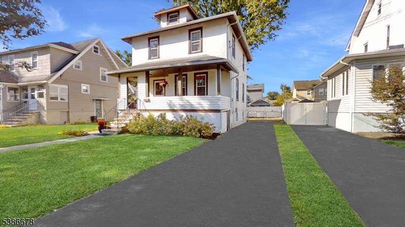 Centenial / Lincoln - Residential