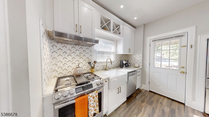 Centenial / Lincoln - Residential