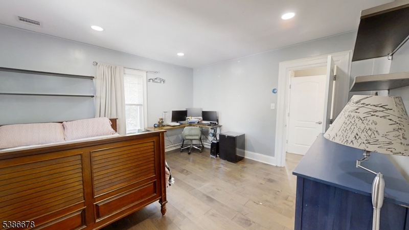 Centenial / Lincoln - Residential