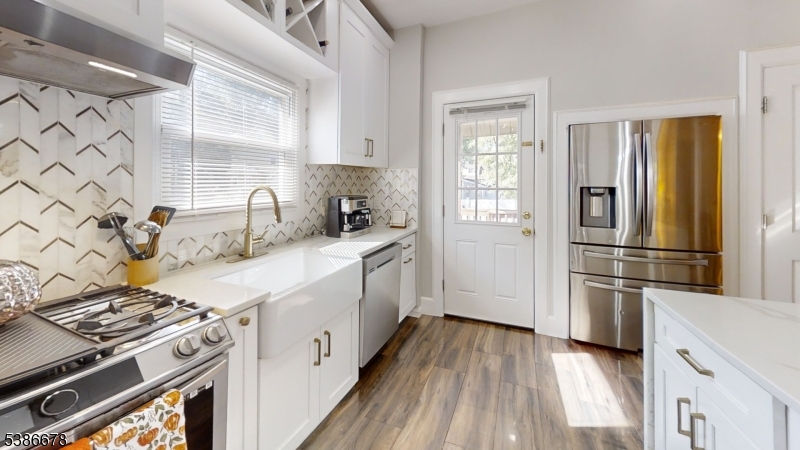 Centenial / Lincoln - Residential