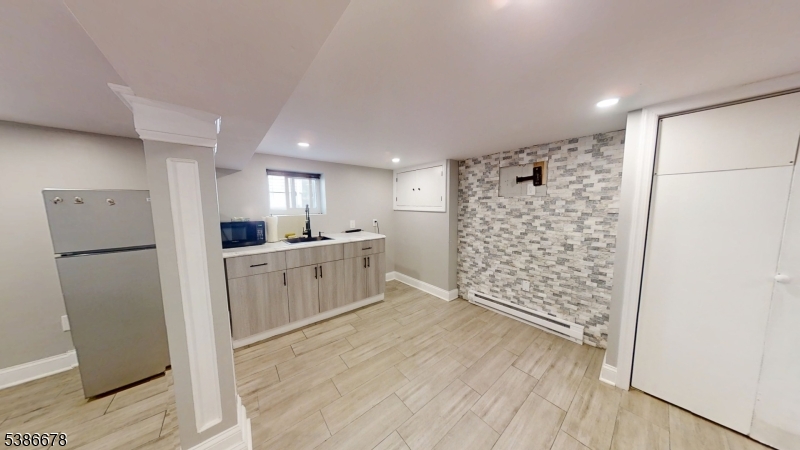 Centenial / Lincoln - Residential