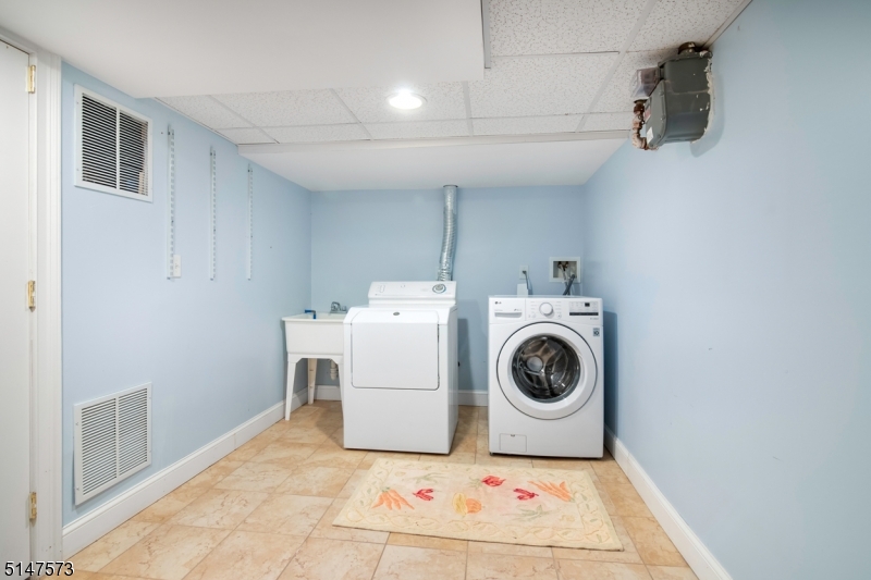 Hartshorn - Residential