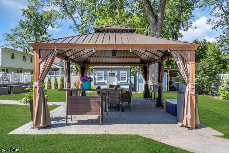 Netherwood Heights - Residential