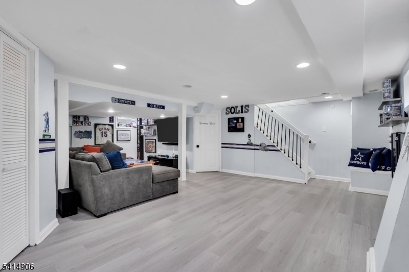 Netherwood Heights - Residential