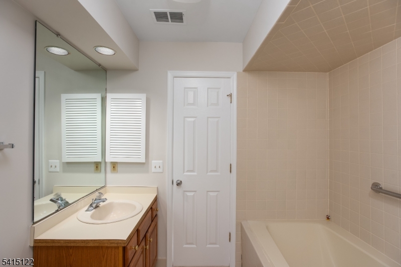 Lord Stirling Village - Residential