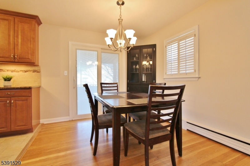 South Plainfield Boro, New Jersey 07080, United States, 3 Bedrooms Bedrooms, ,4 BathroomsBathrooms,Residential,Coming Soon,227822