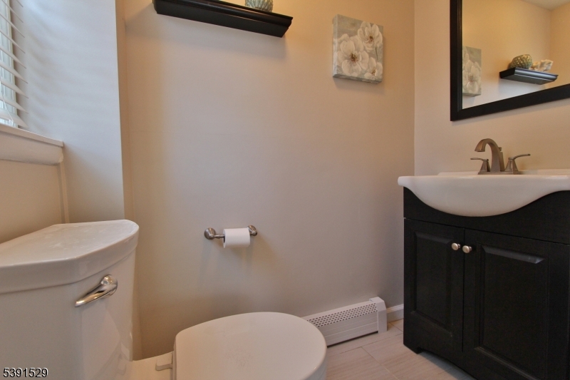 South Plainfield Boro, New Jersey 07080, United States, 3 Bedrooms Bedrooms, ,4 BathroomsBathrooms,Residential,Coming Soon,227822