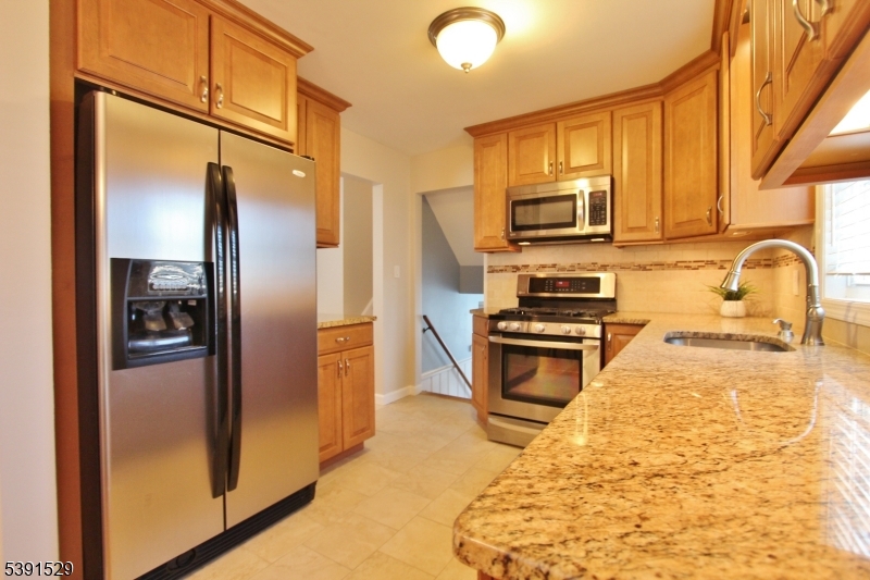 South Plainfield Boro, New Jersey 07080, United States, 3 Bedrooms Bedrooms, ,4 BathroomsBathrooms,Residential,Coming Soon,227822