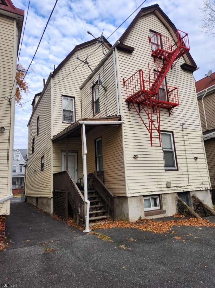 GREENWOOD SECTION - Residential Income