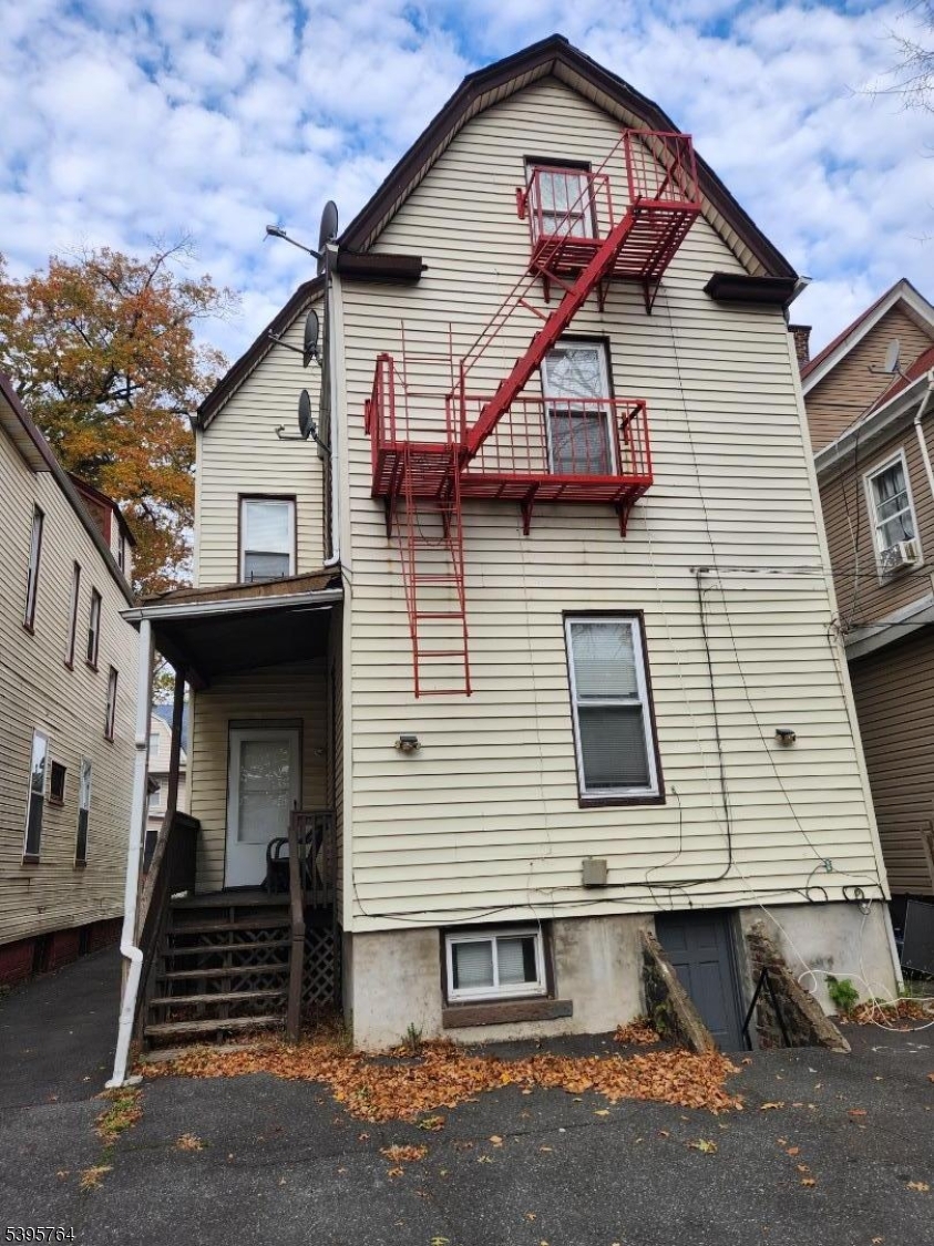 GREENWOOD SECTION - Residential Income