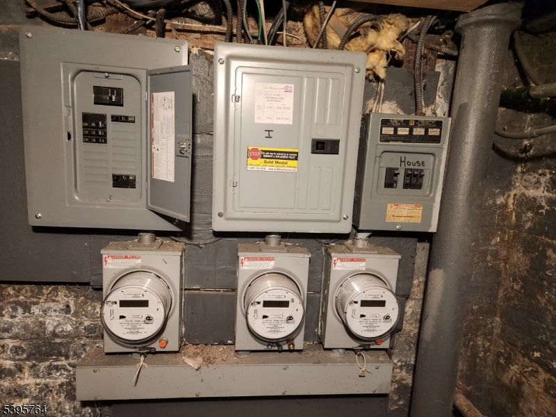 GREENWOOD SECTION - Residential Income