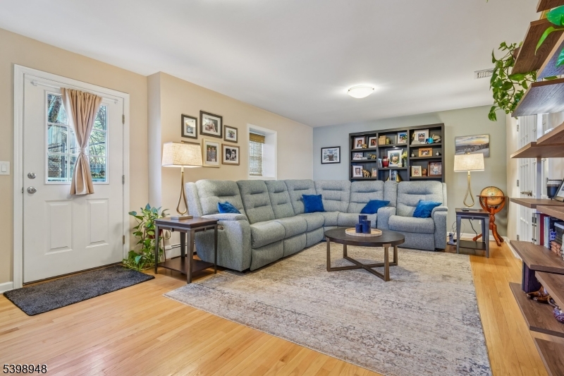 Landing- Lake Hopatcong - Residential