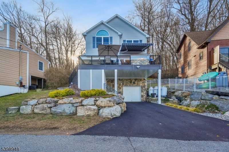 Landing- Lake Hopatcong - Residential