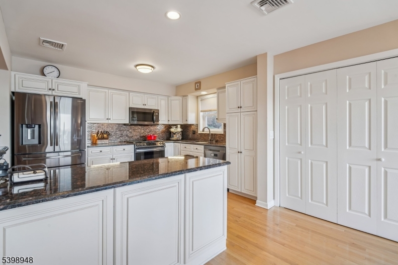 Landing- Lake Hopatcong - Residential