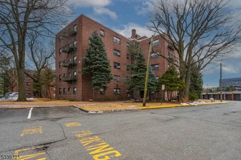 410 Park Pl Unit 5B, Fort Lee Boro, NJ 07024 - MLS#: 3947394