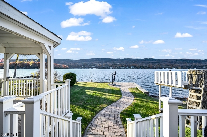 Forest Lake - Residential