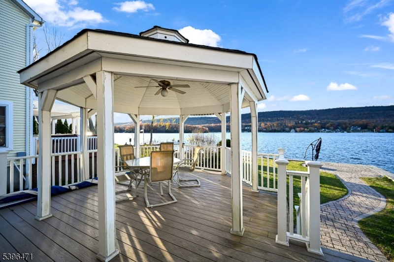 Forest Lake - Residential