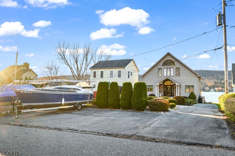 Forest Lake - Residential