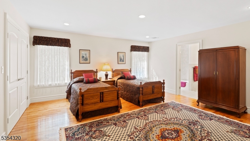 GREGORY - Residential