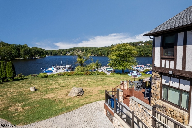 White Meadow Lake - Residential