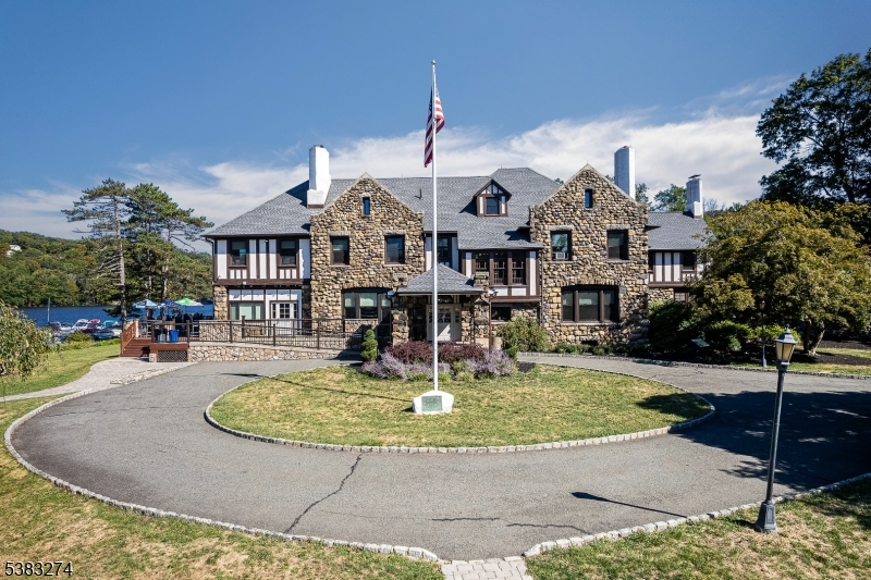 White Meadow Lake - Residential